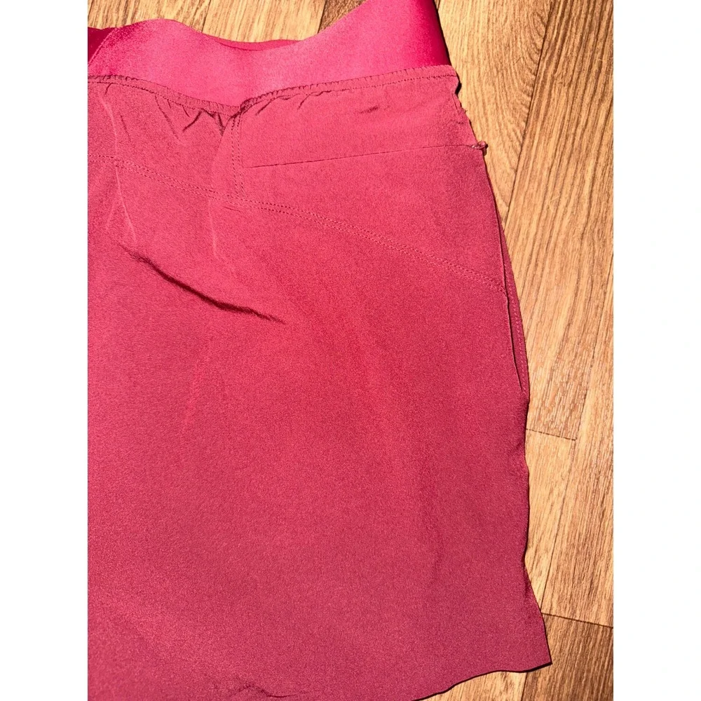 Centric Running Shorts Athletic Gym Workout Maroon with Liner Size M - Picture 4 of 5